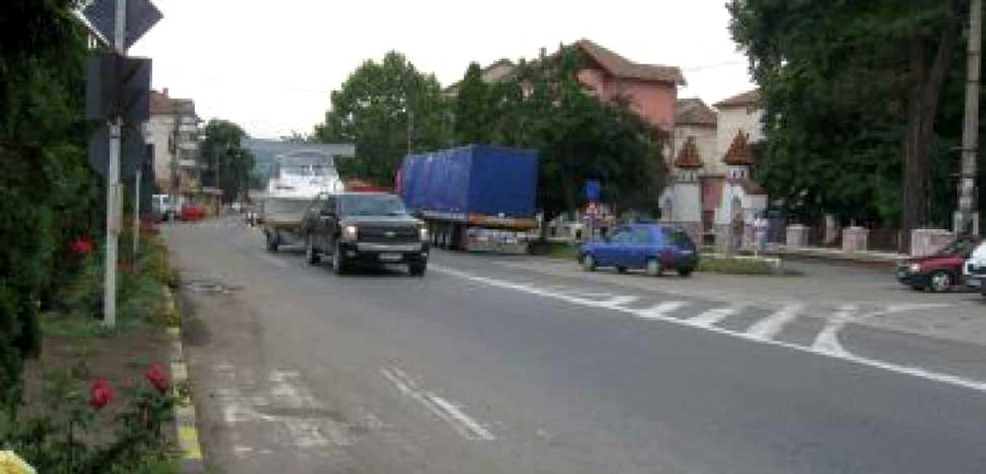 Alba Iulia: Blocaje auto în Sebeş din cauza lucrărilor de reparaţii pe Drumul Sibiului