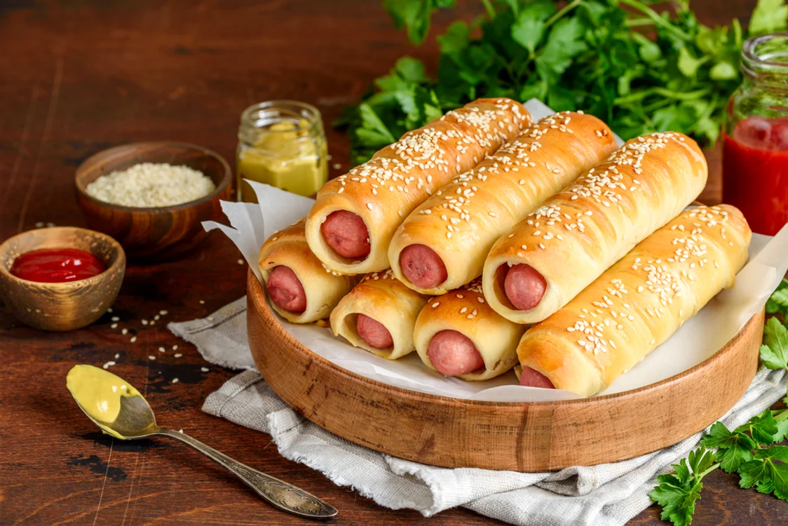 covridog shutterstock 1692388375 jpg