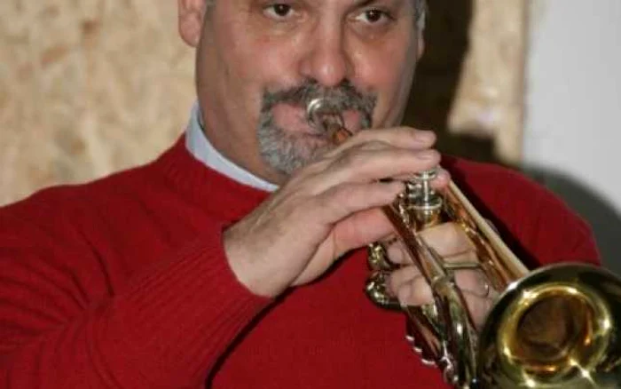Sergiu Cârstea, muzician