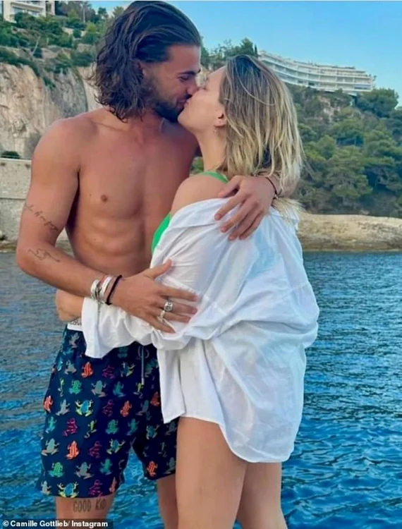 Camille fiica Prințesei Stephanie de Monaco și iubitul ei jpg