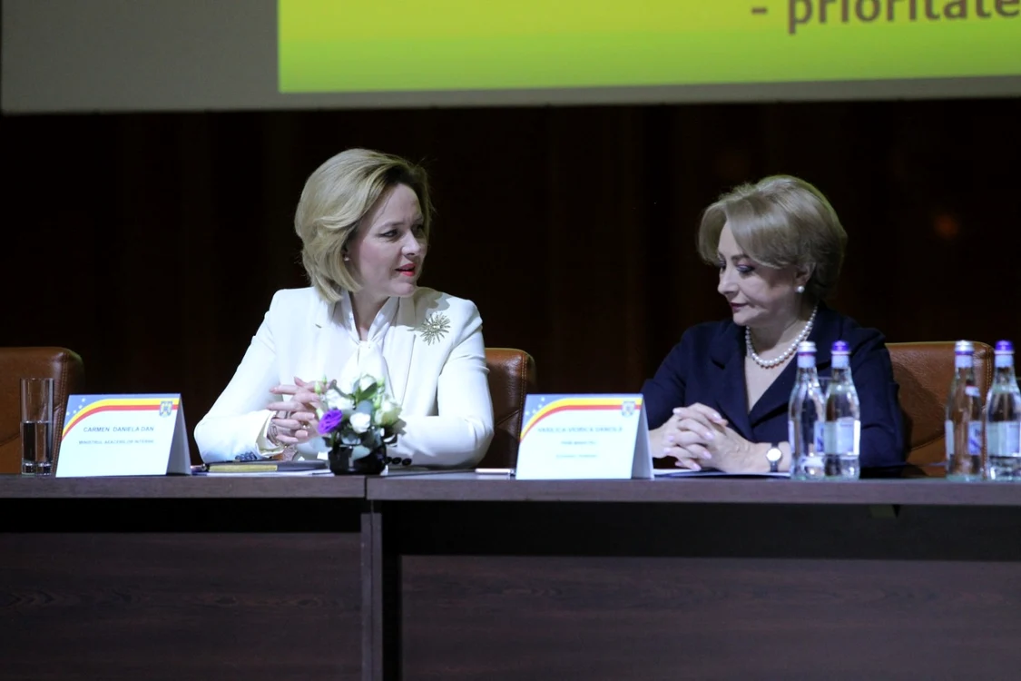 Carmen Dan şi Viorica Dăncilă FOTO Eduard Enea