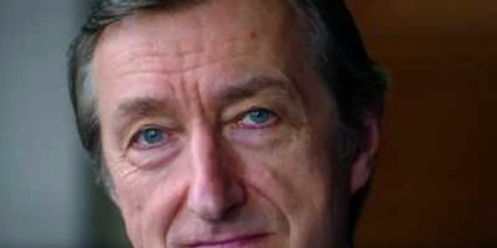 Scriitorul Julian Barnes