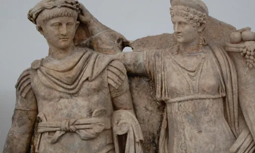 Femeia în propaganda primilor împăraţi romani jpeg