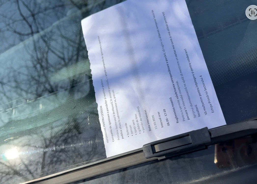 Proprietarii au fost notificați să mute mașinile. FOTO Primăria Sectorului 4