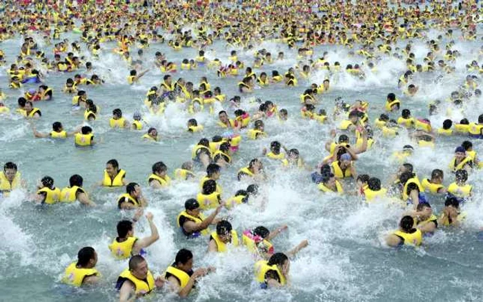 china strand aglomeratie FOTO reuters
