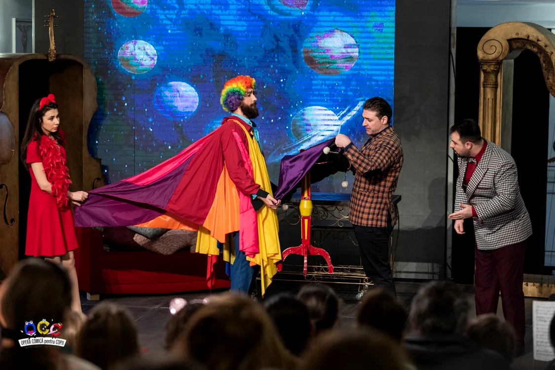 
    De 1 Iunie, la Opera Comică pentru Copii are loc spectacolul "Directorul de teatru”Fotografii: Primăria Capitalei  