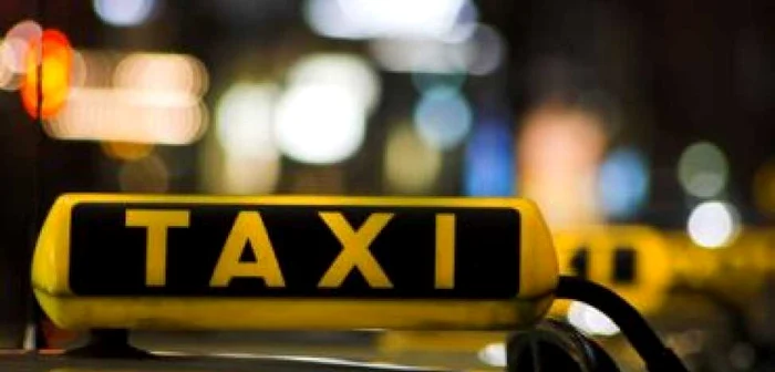 Zeci de taximetrişti au fost sancţionaţi