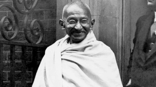 30 ianuarie: A fost asasinat Mahatma Gandhi, conducator al mişcării de eliberare a Indiei jpeg