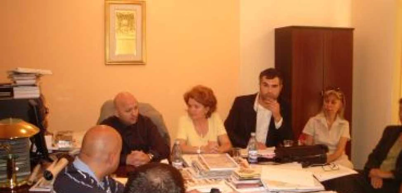Craiova: Dragu şi Prica pot reveni ca directori în liceele în care au fost demişi