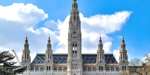 vienna city hall 7971742 1280 jpg