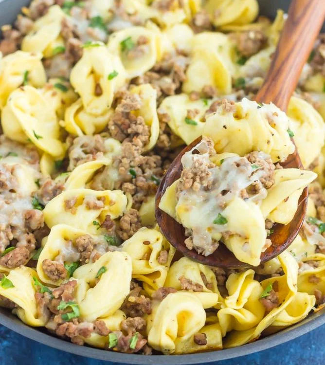 tortellini cu carne jpeg