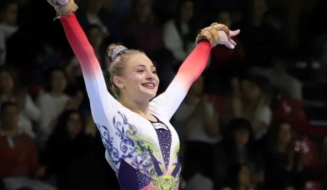 Sabrina Maneca Voinea, dublu medaliată (FOTO: Facebook)