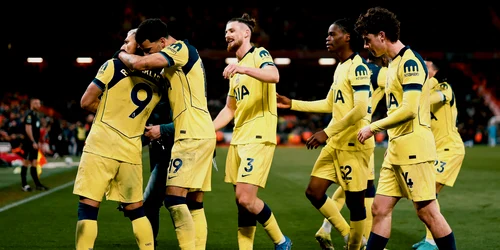 radu dragusin fb tottenham jpg