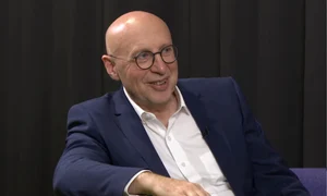 Ștefan W Hell românul distins cu Premiul Nobel pentru Chimie în 2014 Foto YouTube HKUSTdms jpg