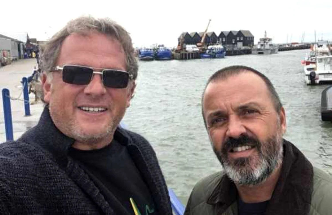 Leonard Miron şi-a găsit alinarea lângă cel pe care îl consideră sufletul lui pereche.