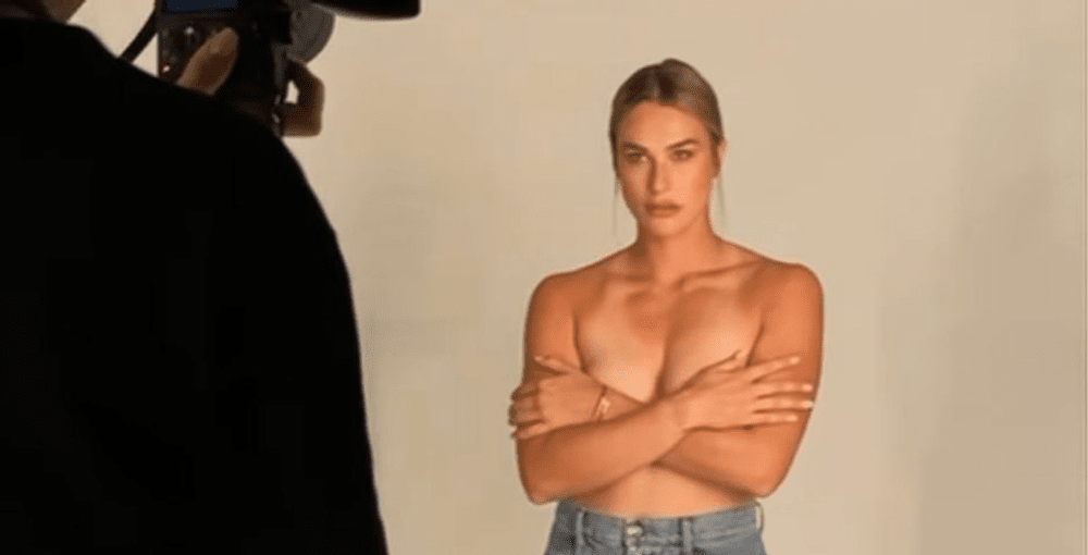GALERIE FOTO Pictorial incendiar al semifinalistei de la US Open! A renunțat la haine pentru o ședință hot