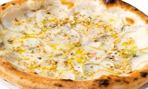 pizza de perre cu nuci jpg