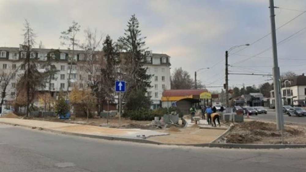 Paradox administrativ: Consiliul Județean Buzău investește sute de mii de euro în lucrări edilitare în capitala Republicii Moldova