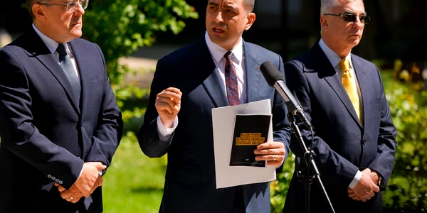 George Simion - Dungaciu - Peiu Delegația AUR FOTO Mediafax 