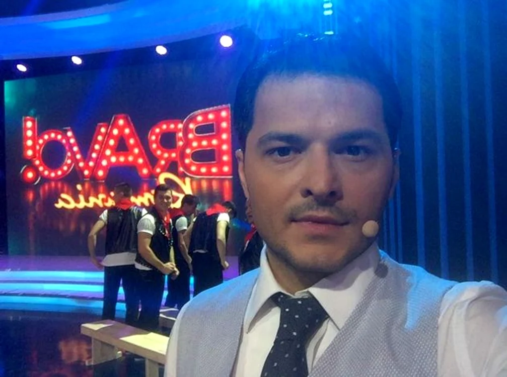 Liviu a filmat toată dimineaţa de duminică pentru emisiunea "Bravo, România!"