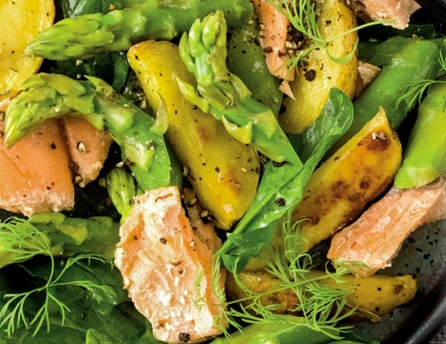 salata c somon si sparanghel jpg