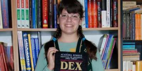 Este elevă în clasa a V-a la Şcoala Constantin Brâncoveanu 