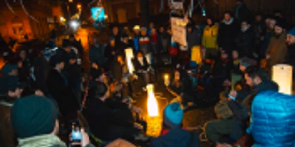 Protestul de la Sibiu din faţa sediului PSD Sursa Facebook Vă vedem din Sibiu