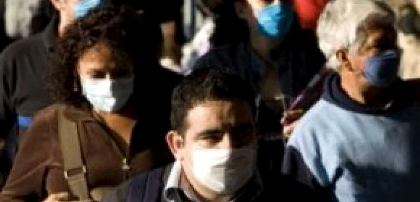 O mie de cazuri noi de gripă porcină în Mexic, în cinci zile