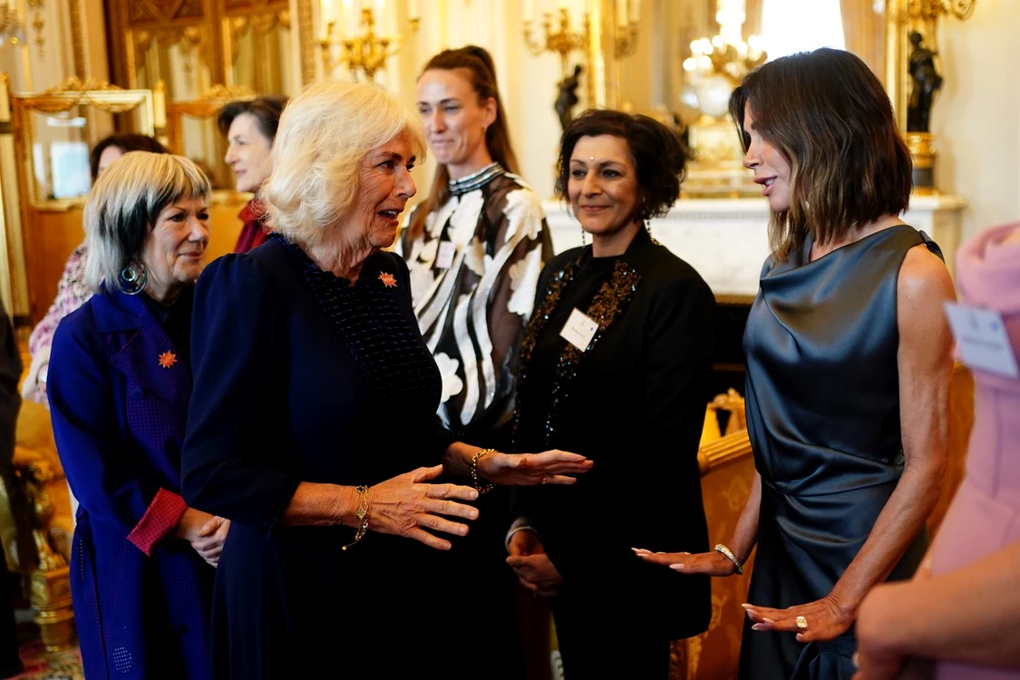 Regina Camilla și Victoria Beckham Foto Profimedia (1) jpg