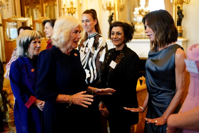 Regina Camilla și Victoria Beckham Foto Profimedia (1) jpg
