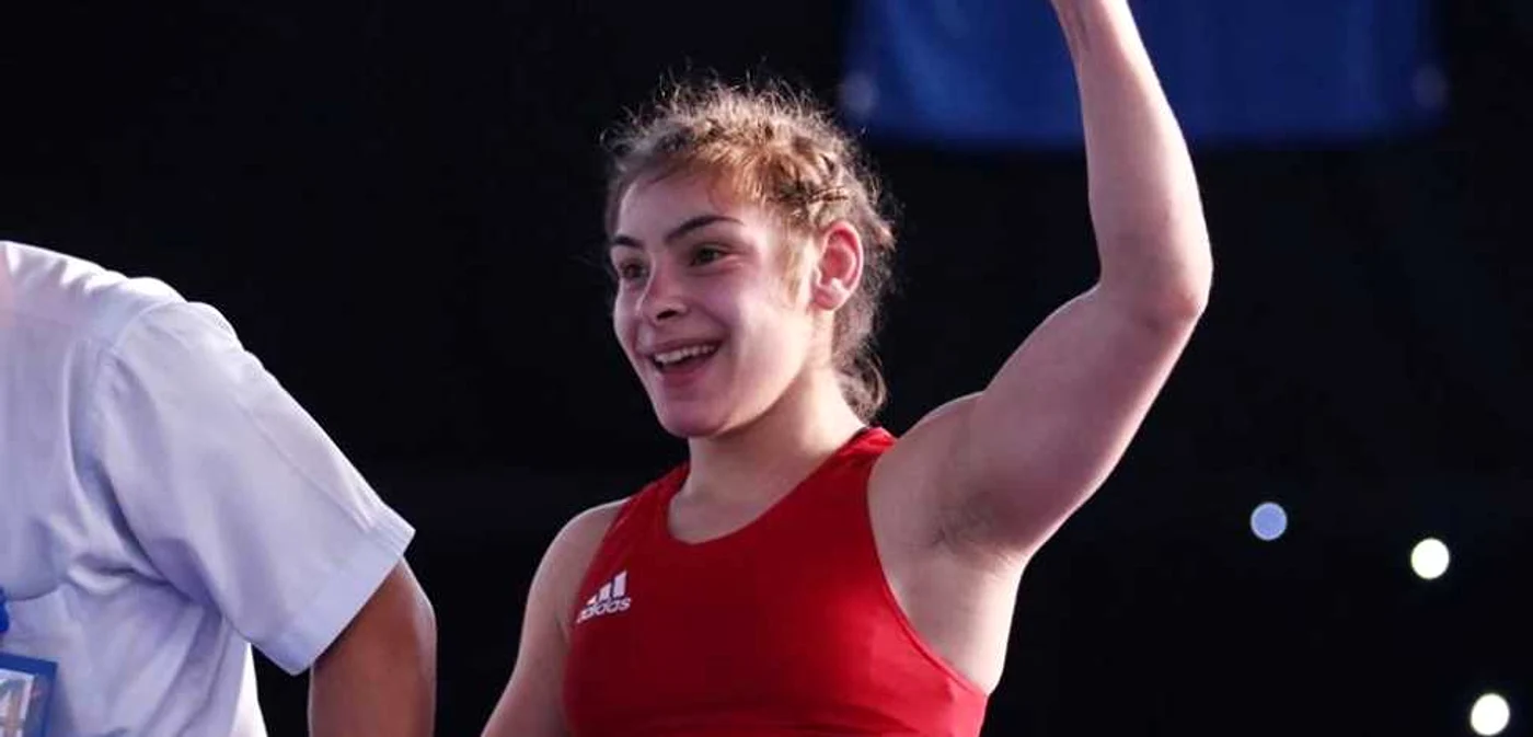 Maria se antrenează acum cu lotul naţional pentru Campionatul Mondial. Rezultatele bune din ultima perioadă au adus-o în vizorul antrenorilor de la Naţională