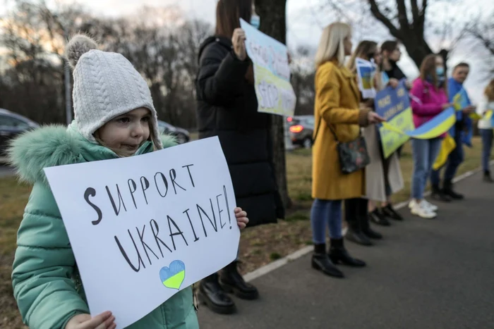 Protest la Bucuresti in fata ambasadei Ucrainei din Romania fata de actiunea militara declansata de Rusia pe teritoriu ucrainean 24 februarie 2022 FOTO Inquam Photos / Octav Ganea