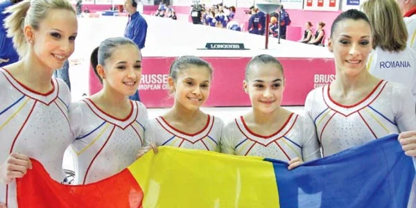 Sandra Izbaşa, Larisa Iordache, Diana Bulimar, Raluca Haidu şi Cătălina Ponor au luat aurul la Europene pe echipe