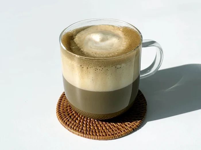 Uită de matcha. Noua obsesie japoneză se numește hojicha.