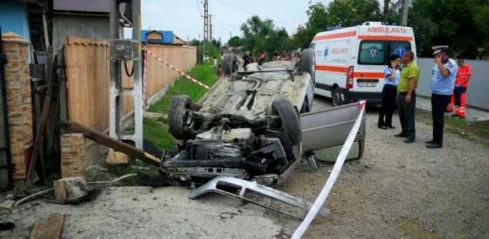 Imagine de la locul accidentului de la Băceşti FOTO Facebook/Liviu Roman