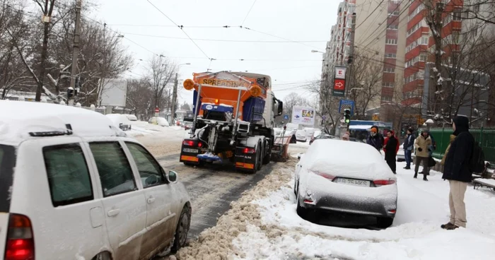 Zăpadă la sfârşitul lunii martie 2018 în Bucureşti. FOTO Florin Suler