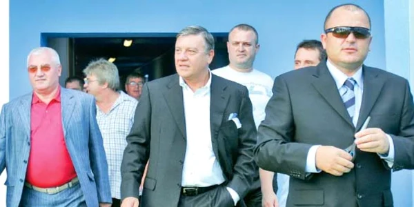 Dumitru Dragomir, Mircea Sandu şi Adrian Mititelu erau pe vremuri foarte buni prieteni