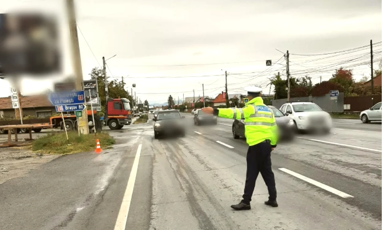 Tânărul nu a oprit la semnalul poliţiştilor FOTO Adevărul