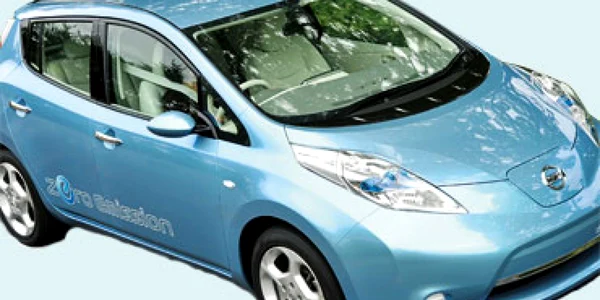 Nissan pariază pe maşina electrică