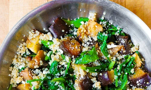 Vinete la cuptor, cu quinoa si branza feta jpeg