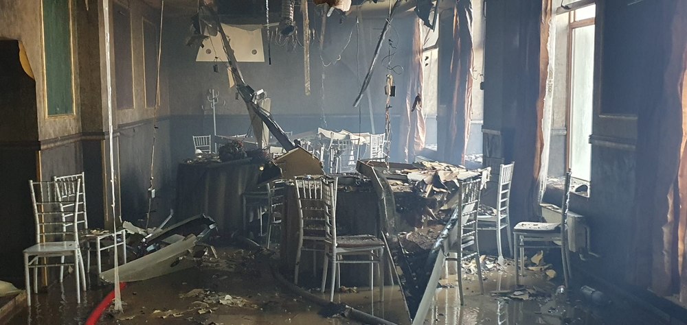 Cel mai cunoscut restaurant de pe malul Borcei s-a făcut scrum. Incendiu violent la Intim FOTO