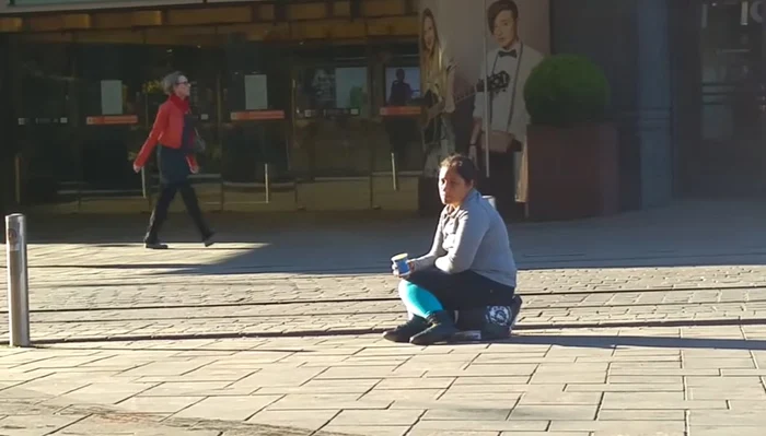 Cerșetorii români sunt plătiți să plece din marele oraș elvețian BaselFoto: ziare.com