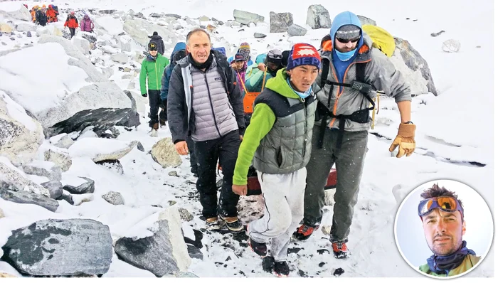 
    Imagine din tabăra alpiniştilor de pe munteFoto: Arhivă Personală  