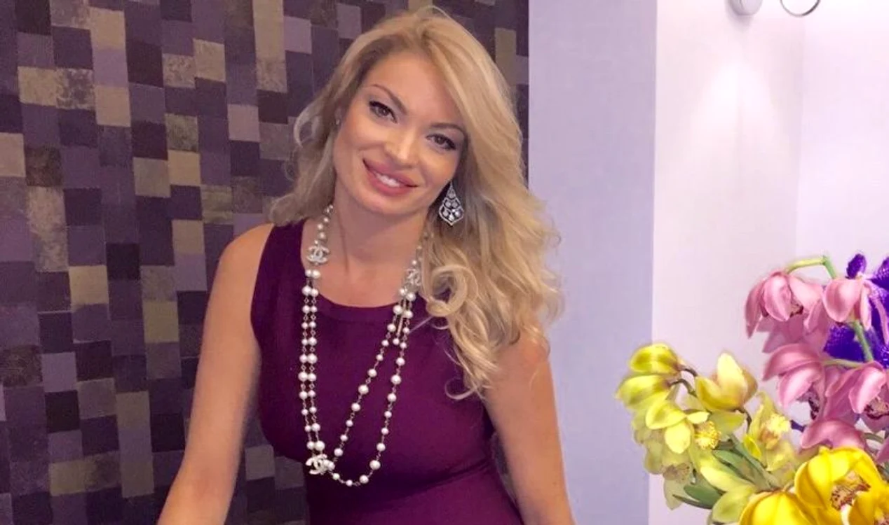 
    Valentina Pelinel va deveni mămica unui băieţelfoto: arhiva personală  