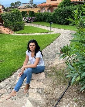 2 irina nicolae vacanta in sardinia 2021 1 jpg jpeg