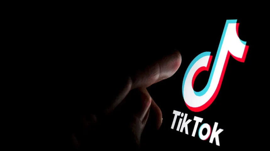 Gesturi extreme pentru like-uri. MAI avertizează asupra provocărilor periculoase de pe TikTok