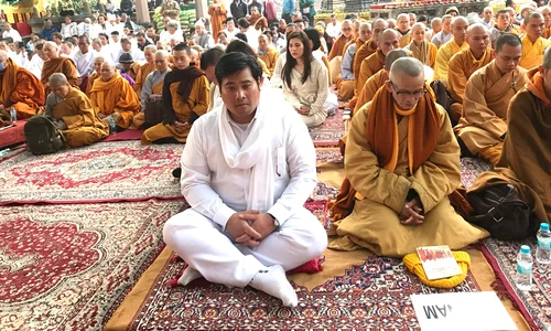 Vacharaesorn Vivacharawongse, printul Vacharaesorn al Thailandei   pagina personala (8) jpg