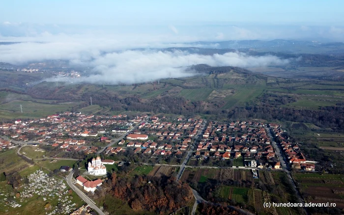 Satul Cinciș Cerna. Foto: Daniel Guță