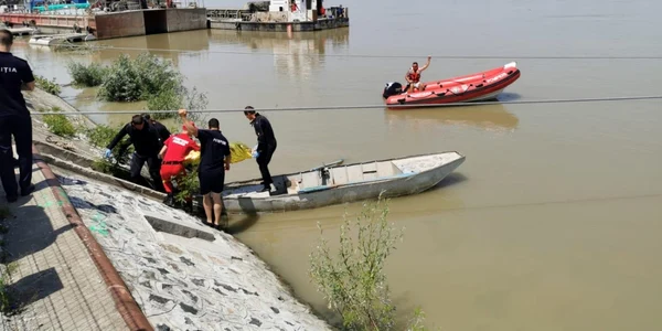 isaccea fata disparuta dunare foto isu tulcea