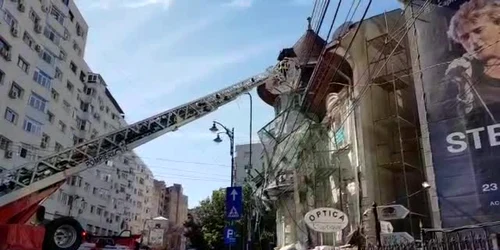 5bacae5cdf52022f75e78ef2 jpg